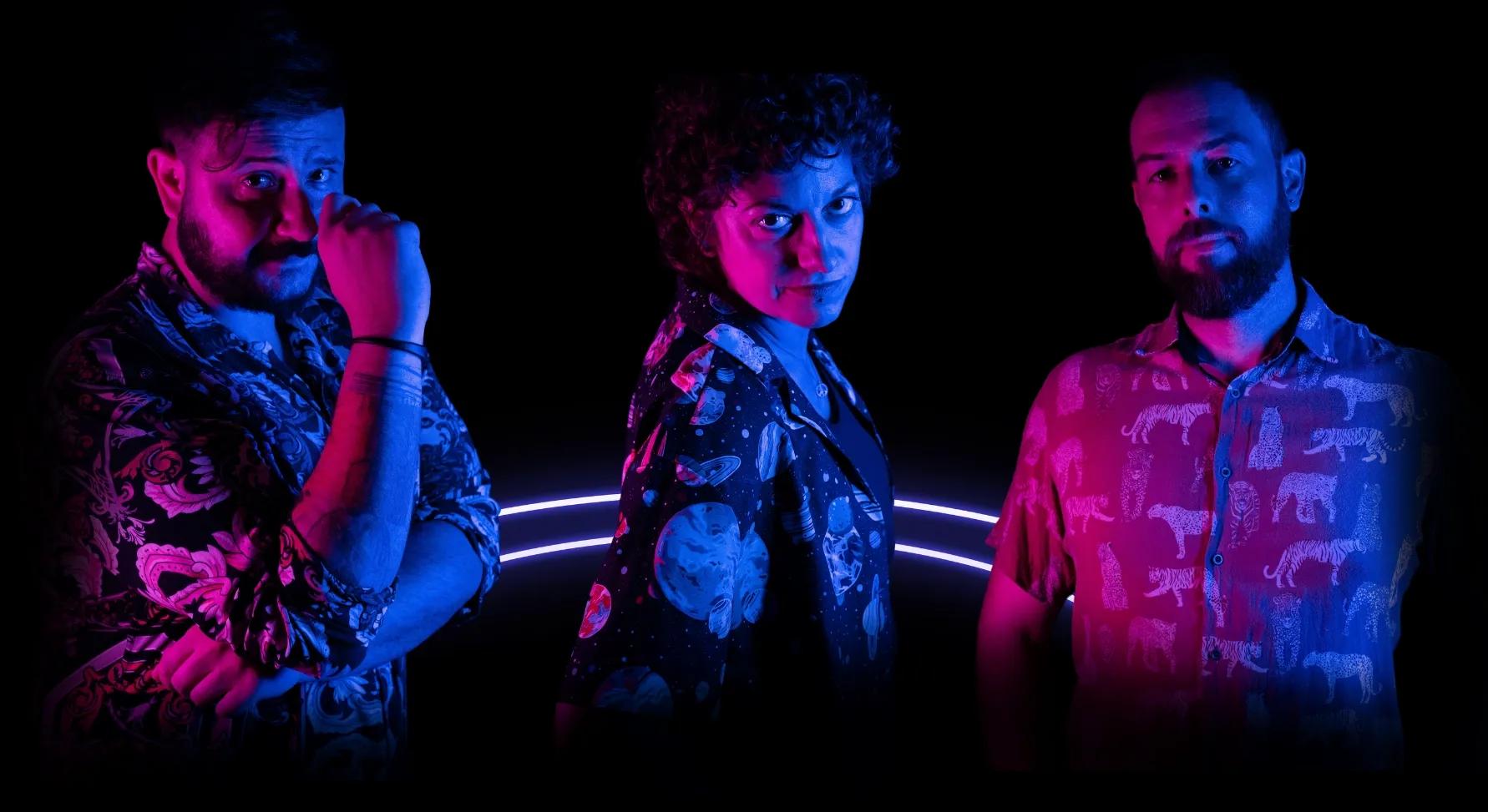 Foto de banda de carlos paula y frasco